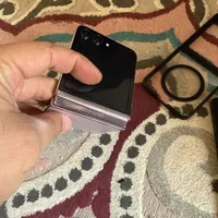 سامسونگ Galaxy Z Flip5 با حافظهٔ ۲۵۶ گیگابایت|موبایل|تهران, چیتگر|دیوار