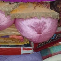 بالش لری و چهارگوش