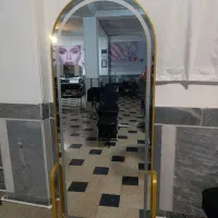 آینه ایستاده