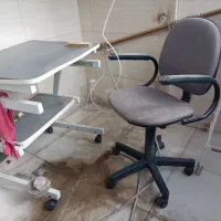 صندلی و میز کامپیوتر