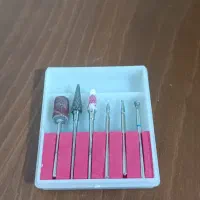 فروش وسایل کاشت ناخن|آرایشگاه و سالن‌های زیبایی|پرند, فاز ۵|دیوار