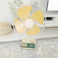 پنکه دستی توشیبا ژاپنی موتور بزرگ قدیمی|پنکه و تصفیه‌کنندهٔ هوا|اهواز, کوی باهنر|دیوار