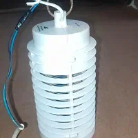 یک عدد حشره کش برقی استوانه ای سالم و درحدنو|سایر لوازم برقی|میناب, |دیوار