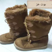 بوت خزدار زنانه