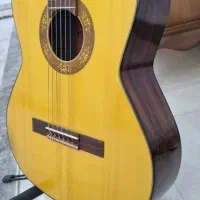 گیتار‌کلاسیک|گیتار، بیس، امپلیفایر|اشتهارد, |دیوار