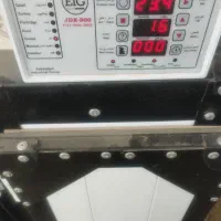 دستگاه جوجه کشی