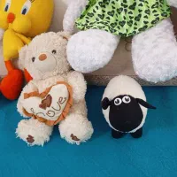 عروسک|اسباببازی|کوه چنار, |دیوار