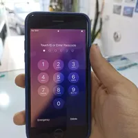 اپل iPhone SE (2020) با حافظهٔ ۱۲۸ گیگابایت|موبایل|اصفهان, بهارستان|دیوار