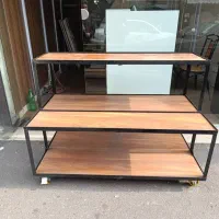 میز آهنی با چوب mdf کف، چرخ دار ترمزدار|فروشگاه و مغازه|رشت, پیرسرا|دیوار