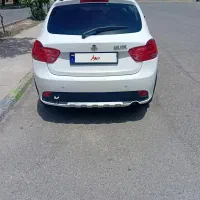 کوییک ۱۴۰۰ بدون رنگ درحد شاسی پلمپ