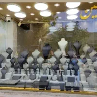 دکور طلافروشی ویترین طلا فروشی،مانکن طلا جعبه طلا|فروشگاه و مغازه|ورامین, ورامین|دیوار