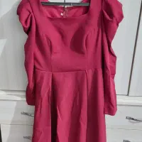 سایز۴۰تا۴۲میخوره رنگشو زرشکی