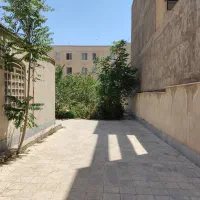 ویلایی ۸۶۰ متر ۳ خواب / ۱۴۰ متر سوله انبار مجزا