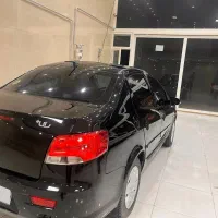 رانا پلاس سقف شیشه شش دنده