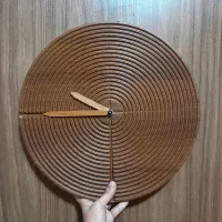 ساعت دیواری چوب گردو کوآرتز