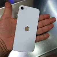 IPhone SE 2020  128G  LLA بدون مو خط