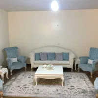 ۱ دست مبلمان کلاسیک راحتی|مبلمان خانگی و میز عسلی|تهران, شهرک مخابرات|دیوار