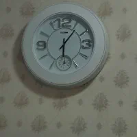 ساعت دیواری درحدنو