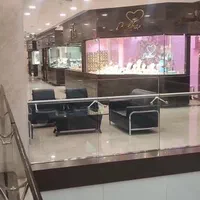 ۱۳/۵ متر مغازه پاساژ کورش مال راسته اصلی بازار طلا|فروش مغازه و غرفه|تهران, باغ فیض|دیوار