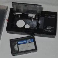 آداپتور تبدیل فیلم VHS-C|پخش‌کننده DVD و ویدیو|تهران, گمرک|دیوار