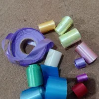 مقداری روبان برای کاردستی بچها