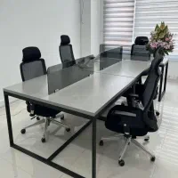 میز مدیریت کارگروهی کنفرانسی شیشه مبل اداری صندلی