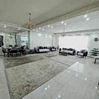 ۱۴۱ مـتر / ۳ خـواب / تـک واحدی / قـائم شمـالی