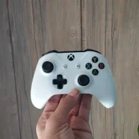 Xbox one s Digital edition|کنسول، بازی ویدئویی و آنلاین|کرج, عظیمیه|دیوار