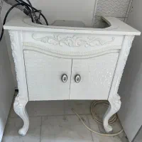 توالت فرنگی و روشویی