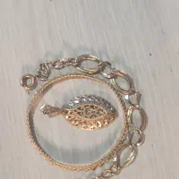 دستبند و آویز گردن۲۰۰بالا تابلو