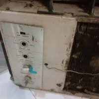 کولر گازی پشت پنجره ای