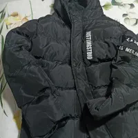 کاپشن مشکی یکبارهم پوشیده نشده با قیمت باورنکردنی