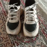 فروش کفش اسپرت درحدنو