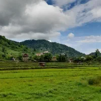 ۶۷۰متر زمین /قلعه رودخان/مثتسنیات/مدارک کامل