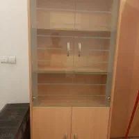 کتابخانه کمد دار