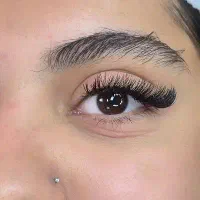 خدمات اکستنشن مژه(تخفیف)