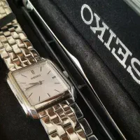 فروش دو عدد ساعت اصل ویولت و سیکو