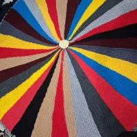 پادری گرد دستبافت