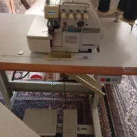 چرخ خیاطی سردوز به دلیل نیازفوری می فروشم|ماشین‌آلات صنعتی|شیراز, سعدیه شمالی|دیوار