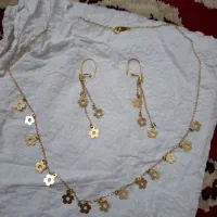 طلا در حد نو. با فاکتور