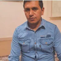 کارگر آهنگری ماشین سنگینونیمه سنگین
