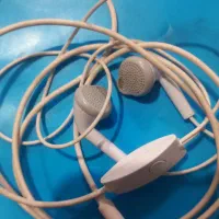 دو عدد هندزفری نو|لوازم جانبی موبایل و تبلت|شاهین‌شهر, حاجی آباد|دیوار