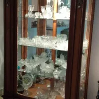 بوفه بسیار تمیز در حد نو