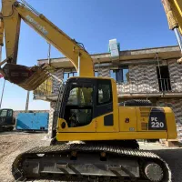 بیل میکانیکی pc 220/8|خودرو سنگین|اسلامشهر, بهرام آباد|دیوار