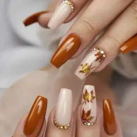 ناخنکار حرفه ای در شهر قدس|خدمات آرایشگری و زیبایی|قدس, شهر‌قدس|دیوار