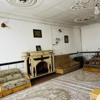 فروش خانه ویلایی یک طبقه دو بر حیاط