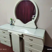 تخت دونفره و میز آرایشی|تخت و سرویس خواب|گرگان, |دیوار