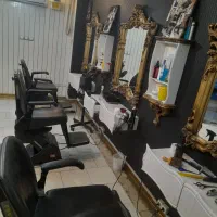 نیازمندآرایشگر ماهر و با تجربه آقا و شاگرد ساده