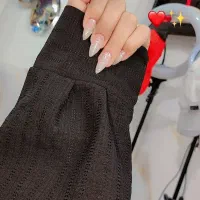 خدمات کاشت ناخن