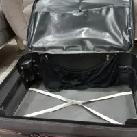 چمدان ۵۰۰|کیف، کفش، کمربند|اهواز, شهدای انتظامی|دیوار